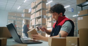Why Smart Mobile Apps Are the Best Inventory Management Solution for Small Businesses